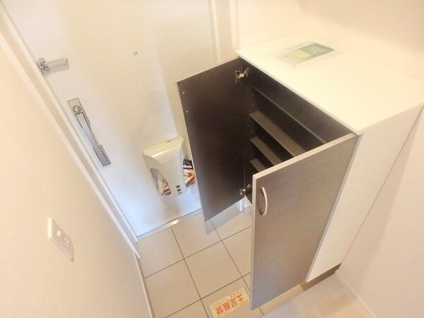 設備(★シューズBOX★)