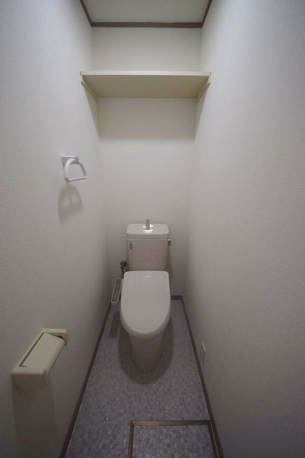 トイレ(★他号室の参考画像です★)