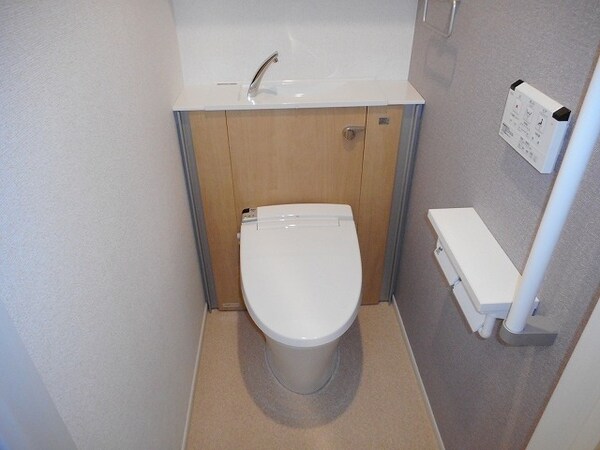 トイレ(★温水洗浄便座完備★)