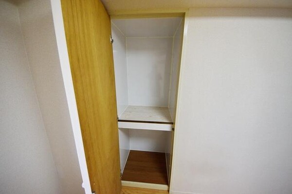 その他(★洋室の収納です★)