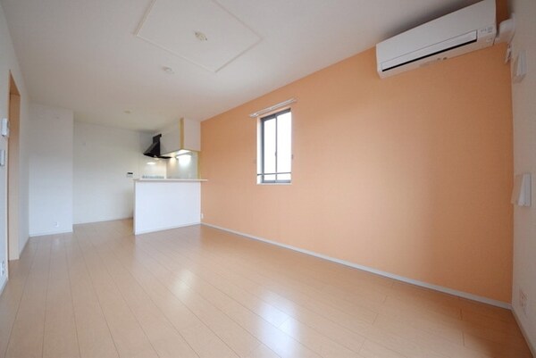 リビング・居室(★ＬＤＫ１０．９帖★)