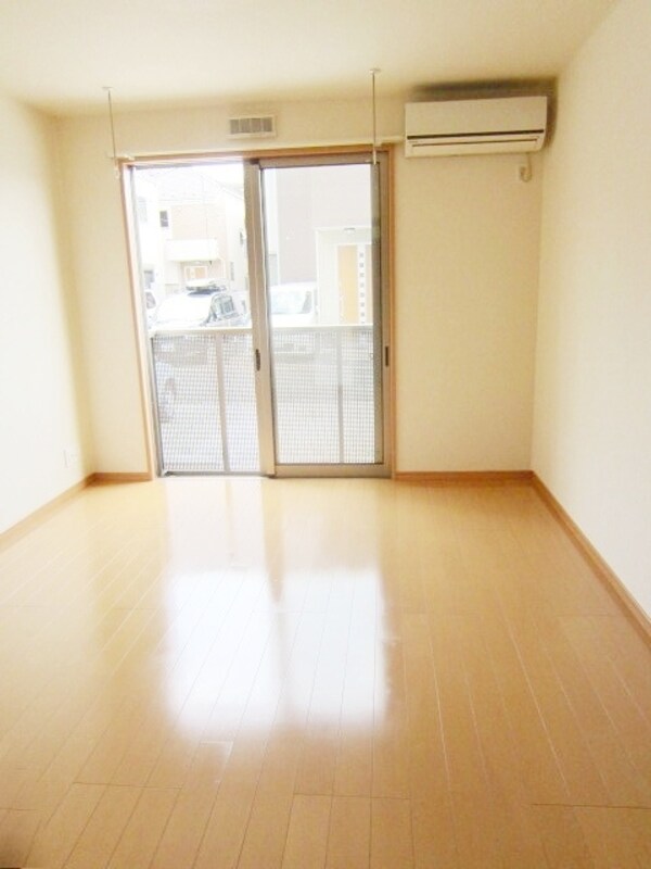 リビング・居室(★102は中部屋です★)