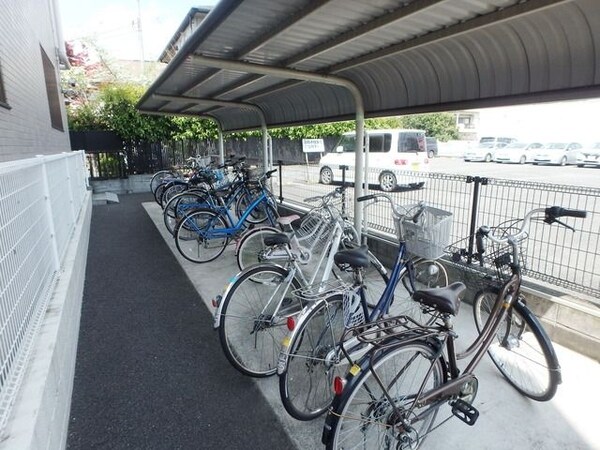 駐車場(★屋根付き駐輪場★)