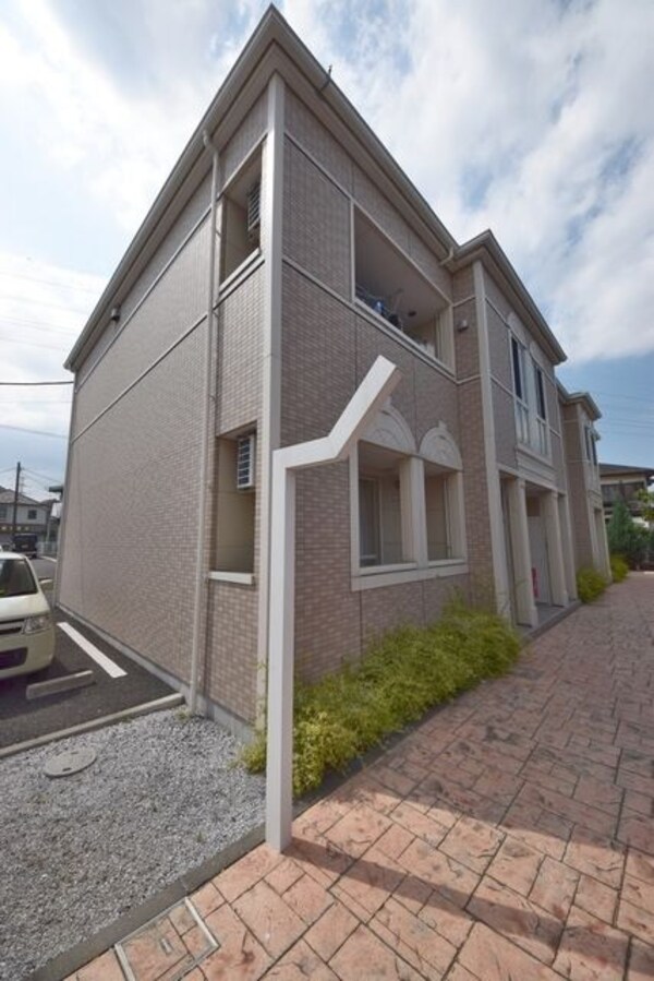 外観(★閑静な住宅街に立地しております★)