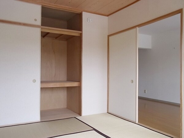 収納(★和室６帖★)