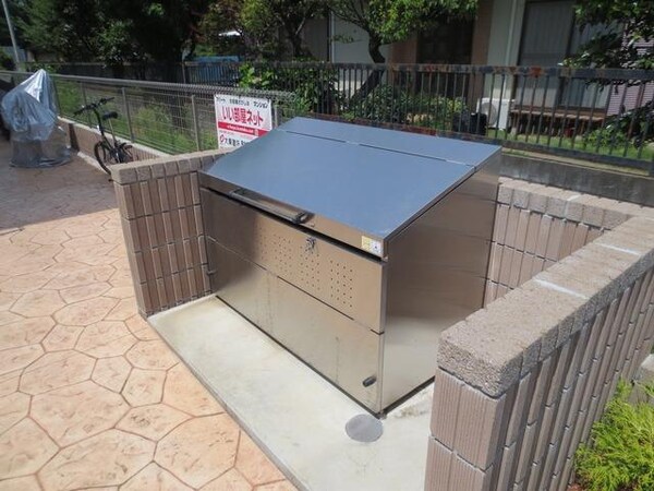 共有部分(★敷地内ごみ置き場★)