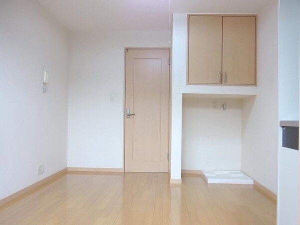 リビング・居室(★洋室６帖★)