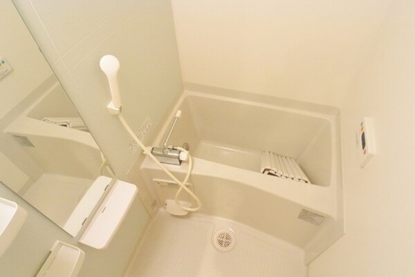 バス／シャワールーム等(タウンハウジング聖蹟桜ヶ丘店まで)