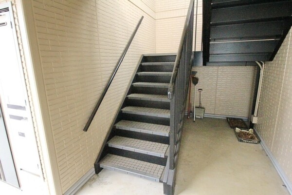 エントランス(★お部屋探しは株式会社タウンハウジング東京まで★)