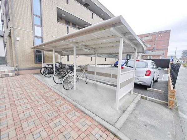 共有部分(★屋根付き、自転車大事駐輪場★)