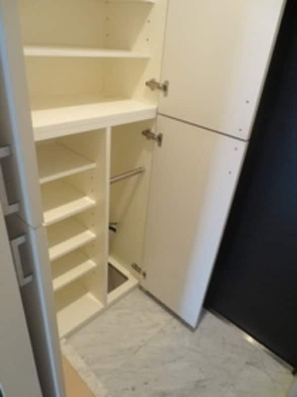 玄関(別号室参照)