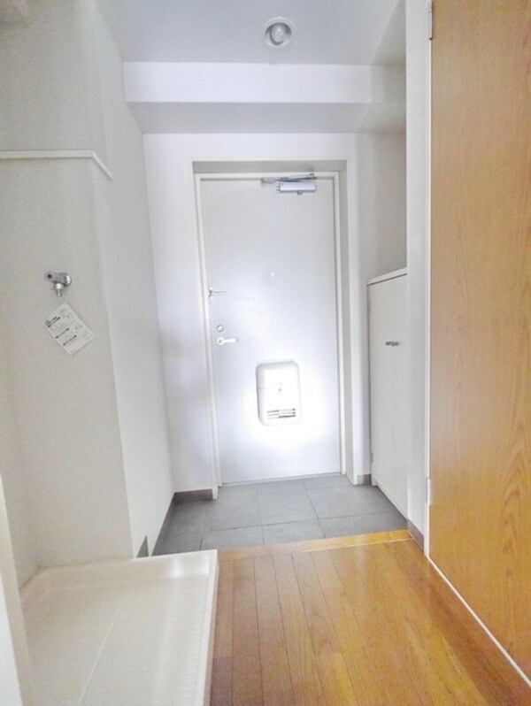 玄関(★お部屋探しはタウンハウジング高幡不動店まで★)