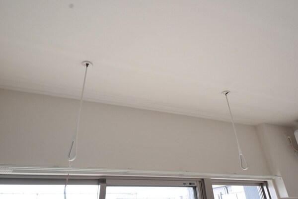 設備(★屋内物干し竿かけです★)