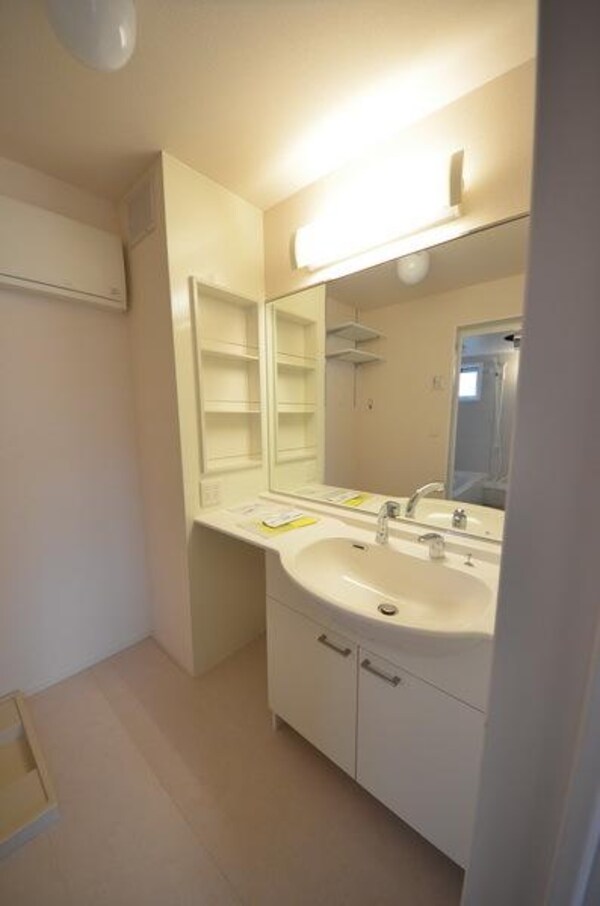 洗面(室内・室内設備)