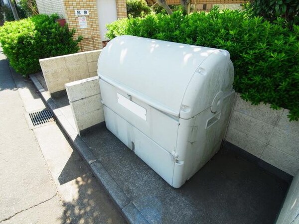 共有部分(♪ゴミ出しはルールとマナーを守りましょう！♪)