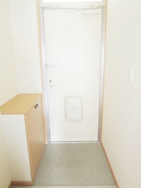 玄関(★下駄箱付きの玄関★)