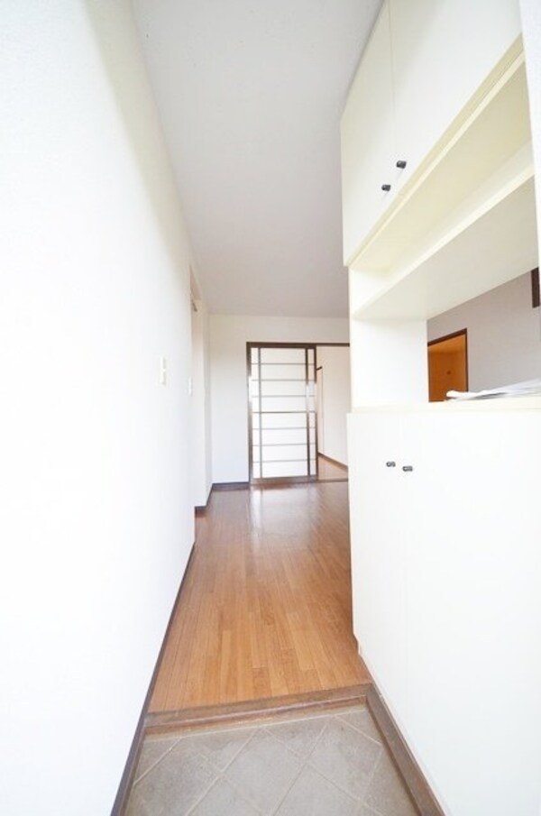 玄関(?玄関にシューズBOX有り☆)