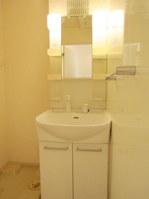 洗面(タウンハウジング府中店まで)