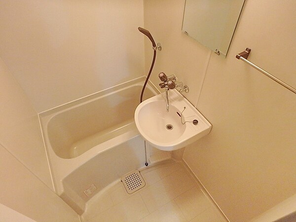 バス／シャワールーム等(★バスルーム★)