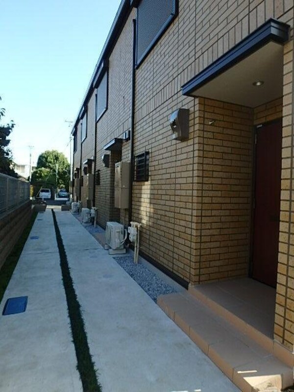 エントランス(★玄関前★)