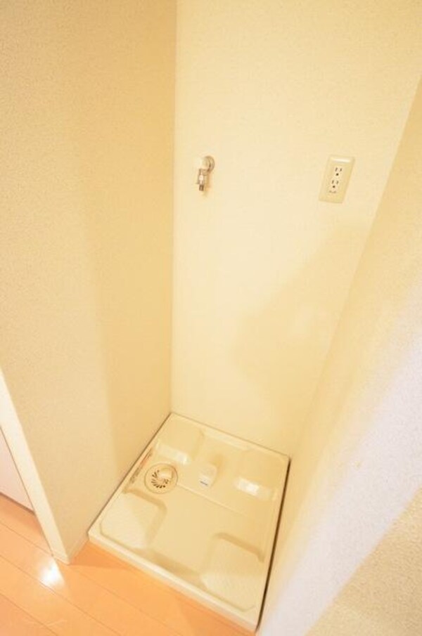 設備(☆洗濯機は室内へ！☆)