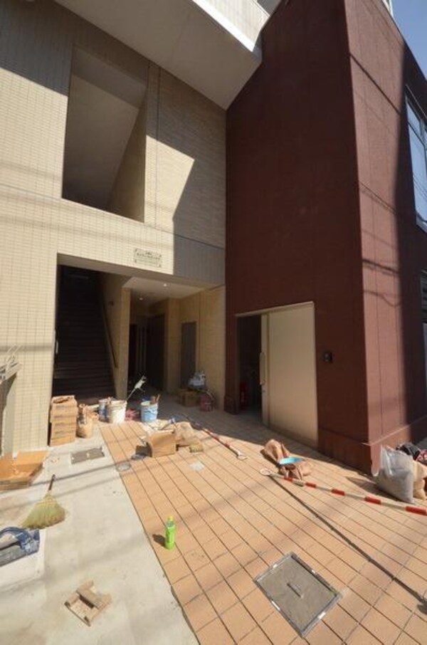 エントランス(★お問い合わせはタウンハウジング府中店まで★)