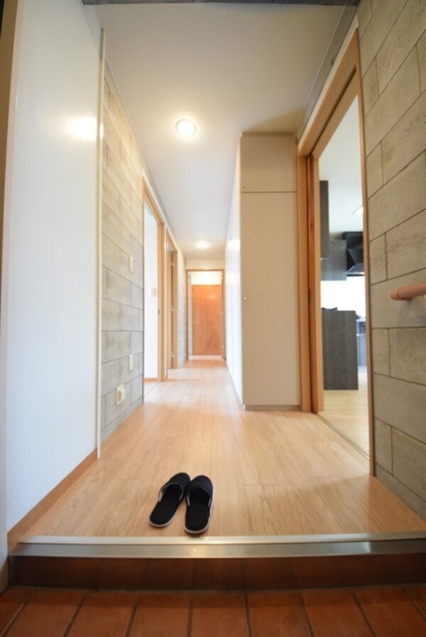 玄関(★お部屋探しはタウンハウジング高幡不動店まで★)