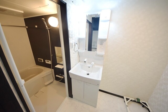 物件内観写真12　(★独立洗面台★)