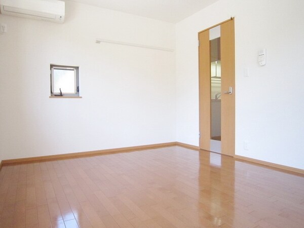 その他室内・内装(★エアコン・室内物干し完備★)