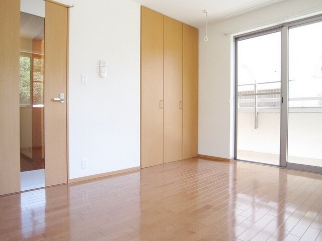 その他(★明るく綺麗な室内（床フローリング）★)