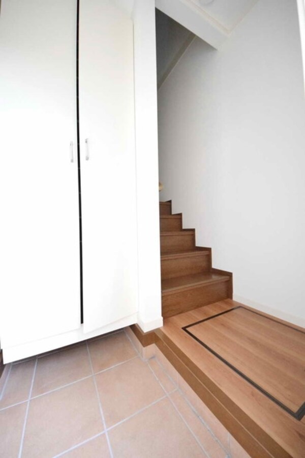 玄関(室内・室内設備)