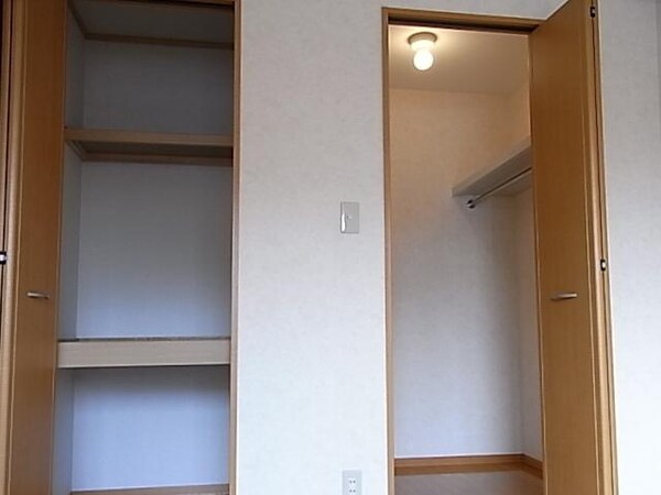 設備(★ウォークインクローゼット（1.5帖）・収納★)