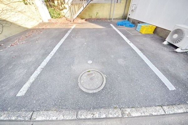 駐車場(駐車場)