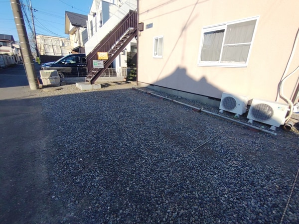 駐車場(駐車場)