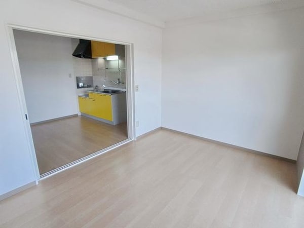 その他室内・内装(♪キッチンからお部屋が良く見えますね♪)