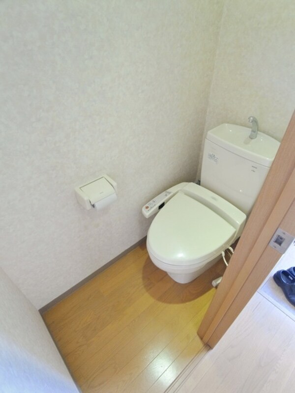 トイレ(♪トイレも大切な空間です♪)