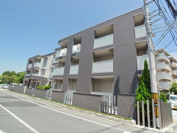 外観(♪重厚感ある建物ですね！♪)