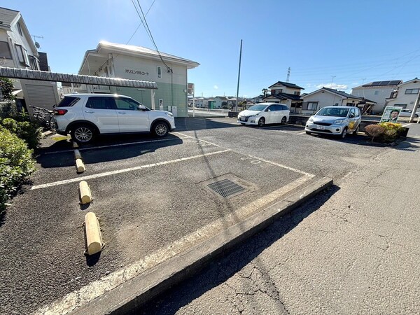 駐車場(駐車場)