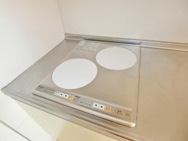 設備(☆ＩＨクッキングヒーター2個ついてます☆)
