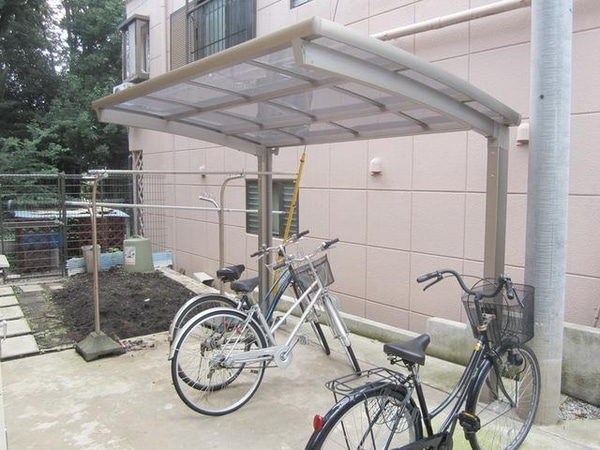 共有部分(♪屋根付き駐輪場♪)