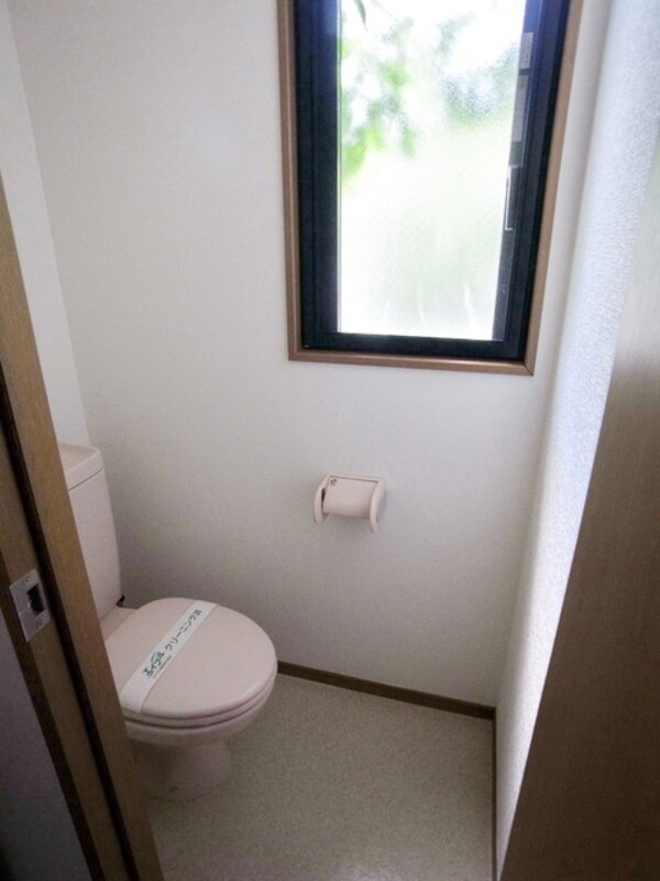 トイレ(♪トイレも大切な空間です♪)