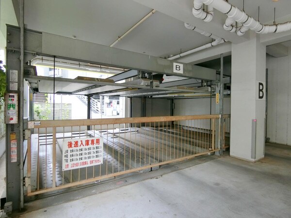 設備(駐車場)