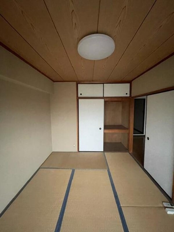 寝室