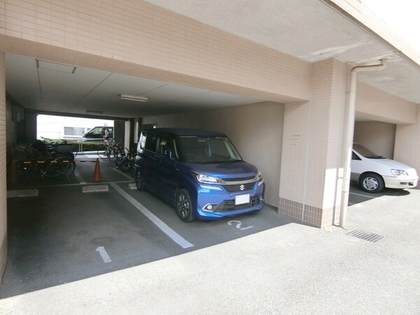 駐車場(☆駐車場☆)