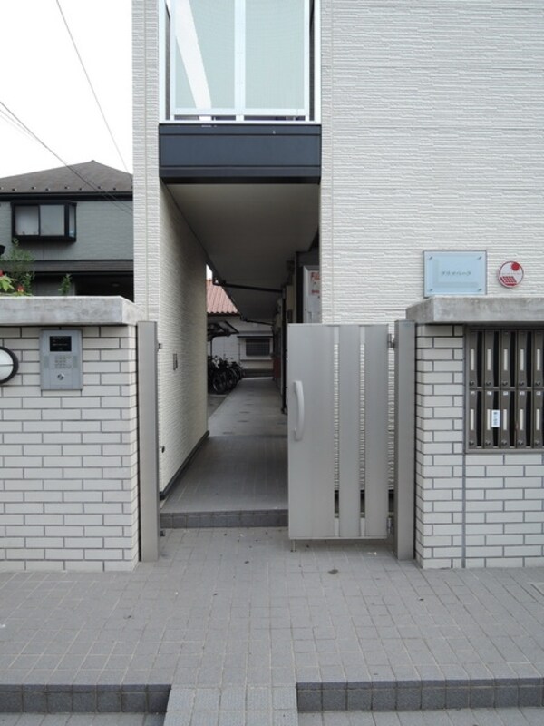 エントランス(☆エントランス)