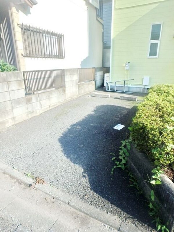 駐車場(外観・共用部分)
