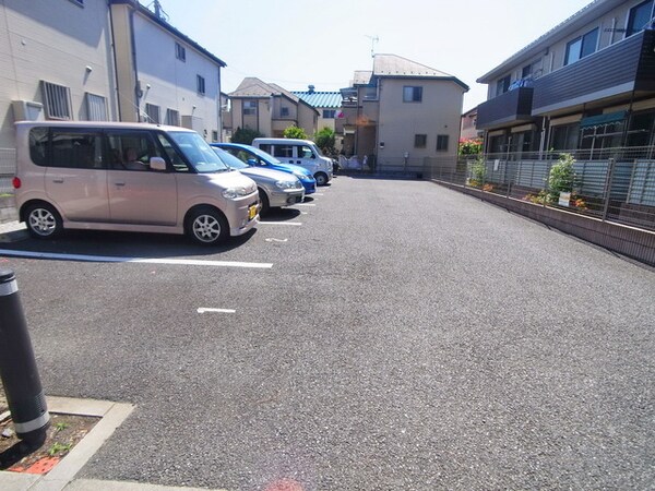 駐車場(♪敷地内駐車場♪)