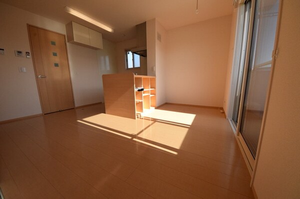 リビング・居室(★お部屋探しは株式会社タウンハウジング東京まで★)
