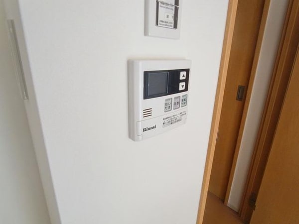 その他(♪一定の温度が保てるリモコン式給湯♪)