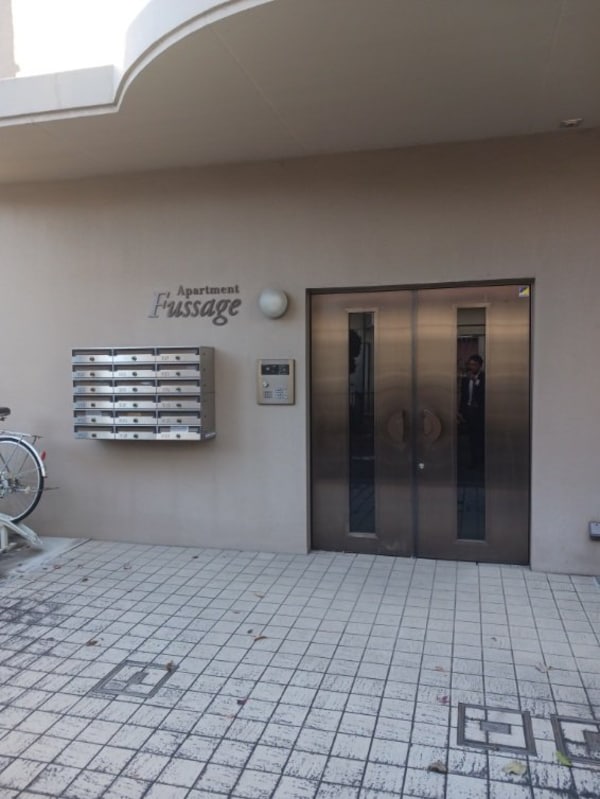 エントランス(エントランス)